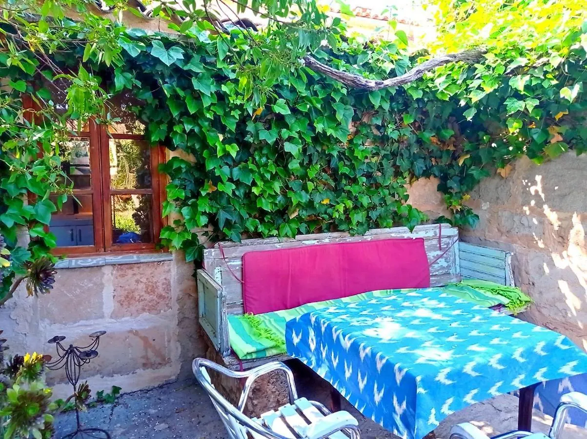 Arthouse Campos Mit Haus Galeria 110Qm Und Appartementhaus Mit Patio 30Qm カンポス